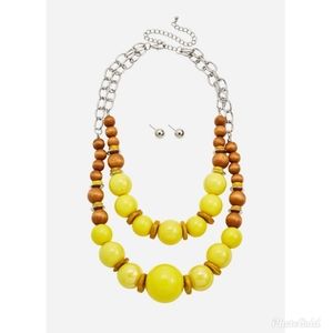 Ashley Stewart Layered Chunky Beaded Necklace Set